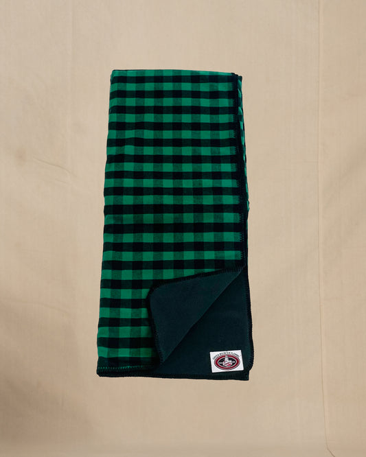 Green Mountain Flannel Throw Green & Black 1 inch buffalo squares with black fleece lining open corner view