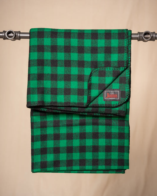 Johnson Woolen Mills throws Green & Black 1 inch buffalo squares folded front view