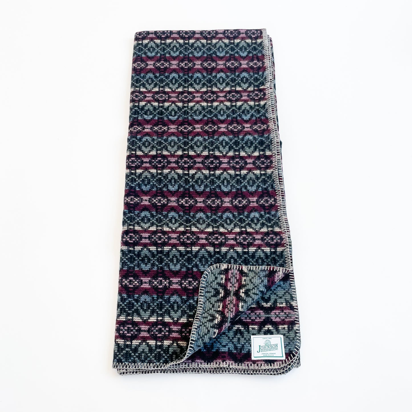 Johnson Woolen Mills throws Happy Raspberry, Raspberry/Cream/Blue Print unfolded front view