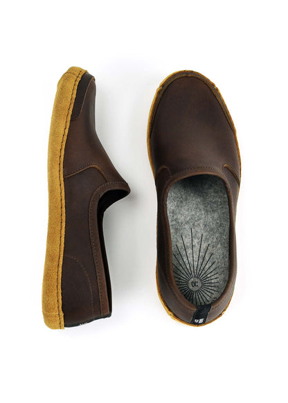 Vermont House Shoes - Loafer - Chocolate top and side view