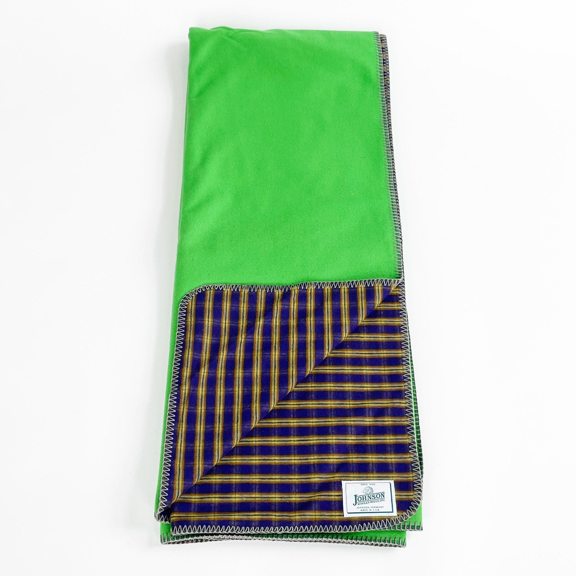 Flannel Wool Throws, lime wool outside, flannel bali inside, front view opened