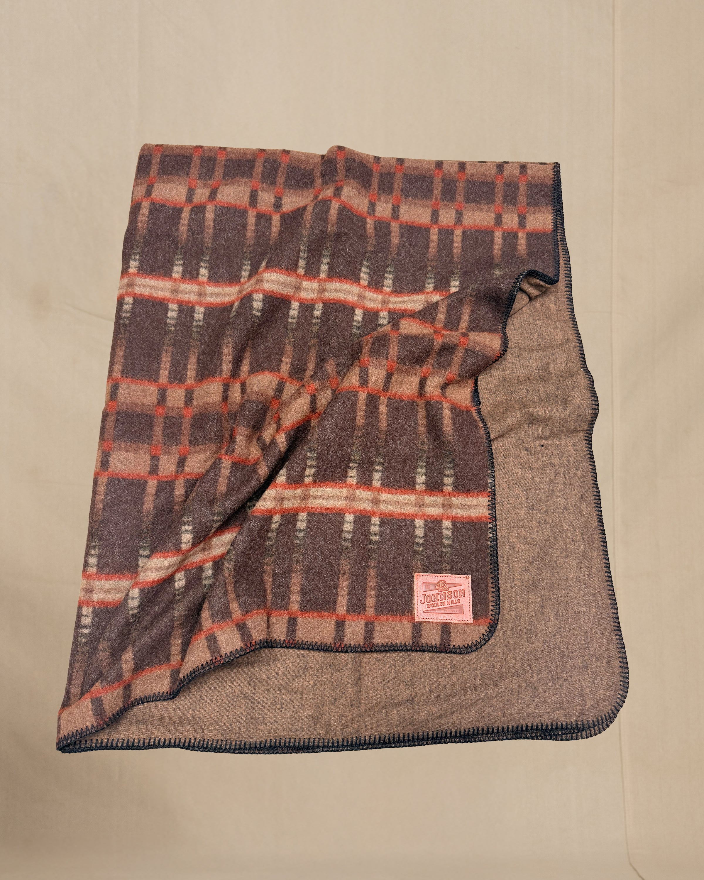 Flannel-Lined Wool Throw – Johnson Woolen Mills