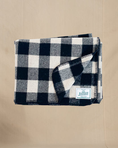 Johnson Woolen Mills throws Black white, Black & White 2 inch buffalo squares folded front view