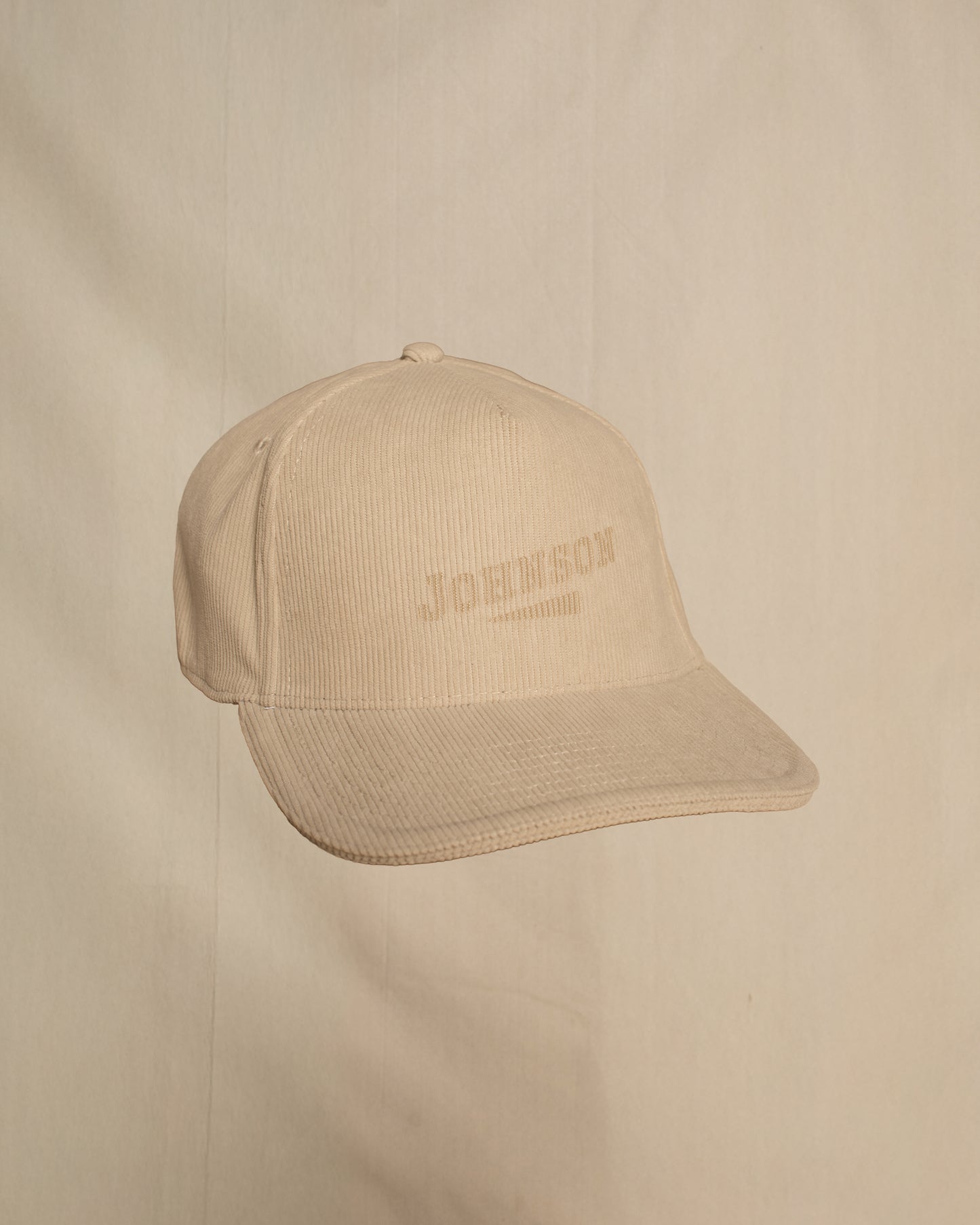 Corduroy Johnson hat in beige