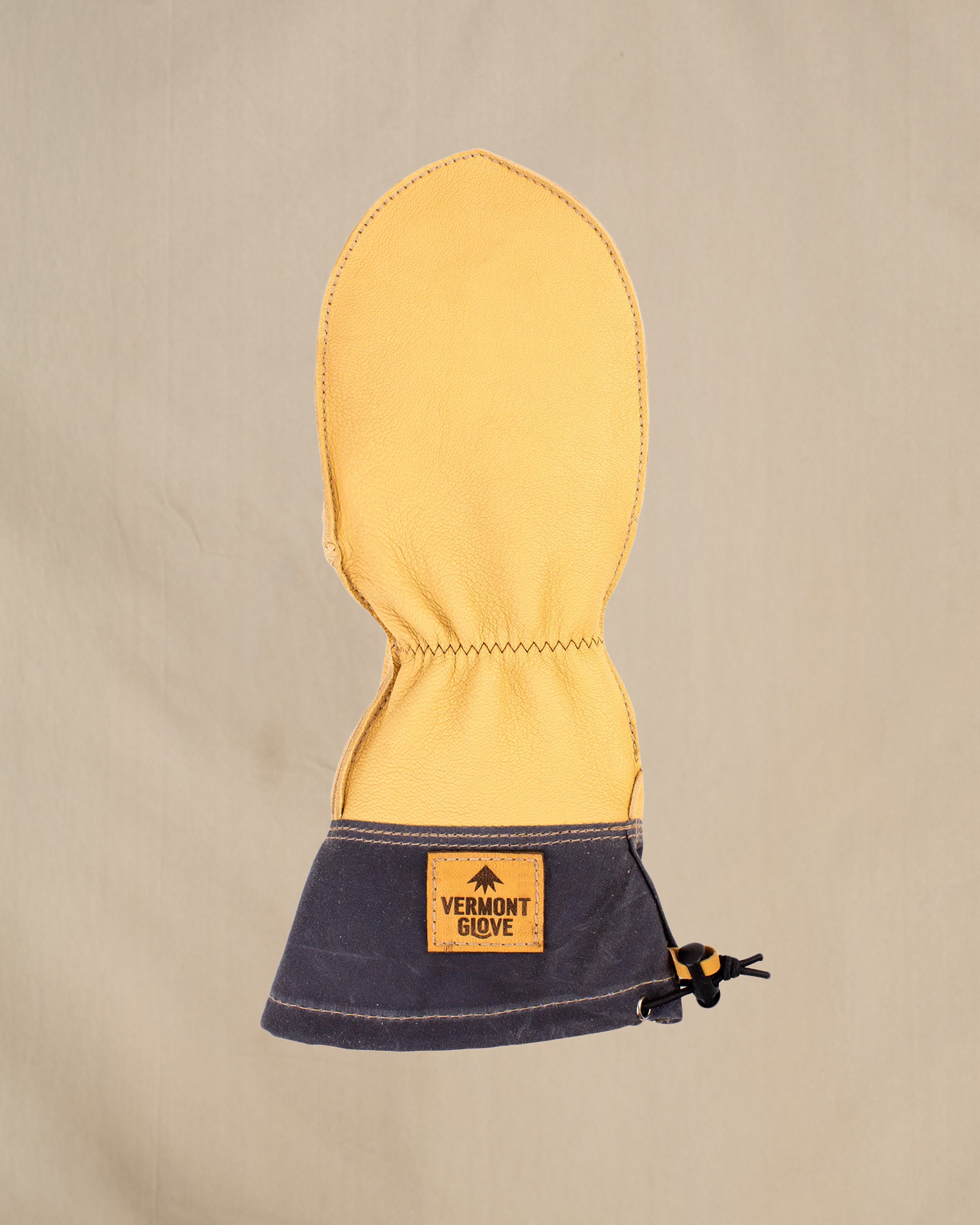 The Jefflo Mitt – Johnson Woolen Mills