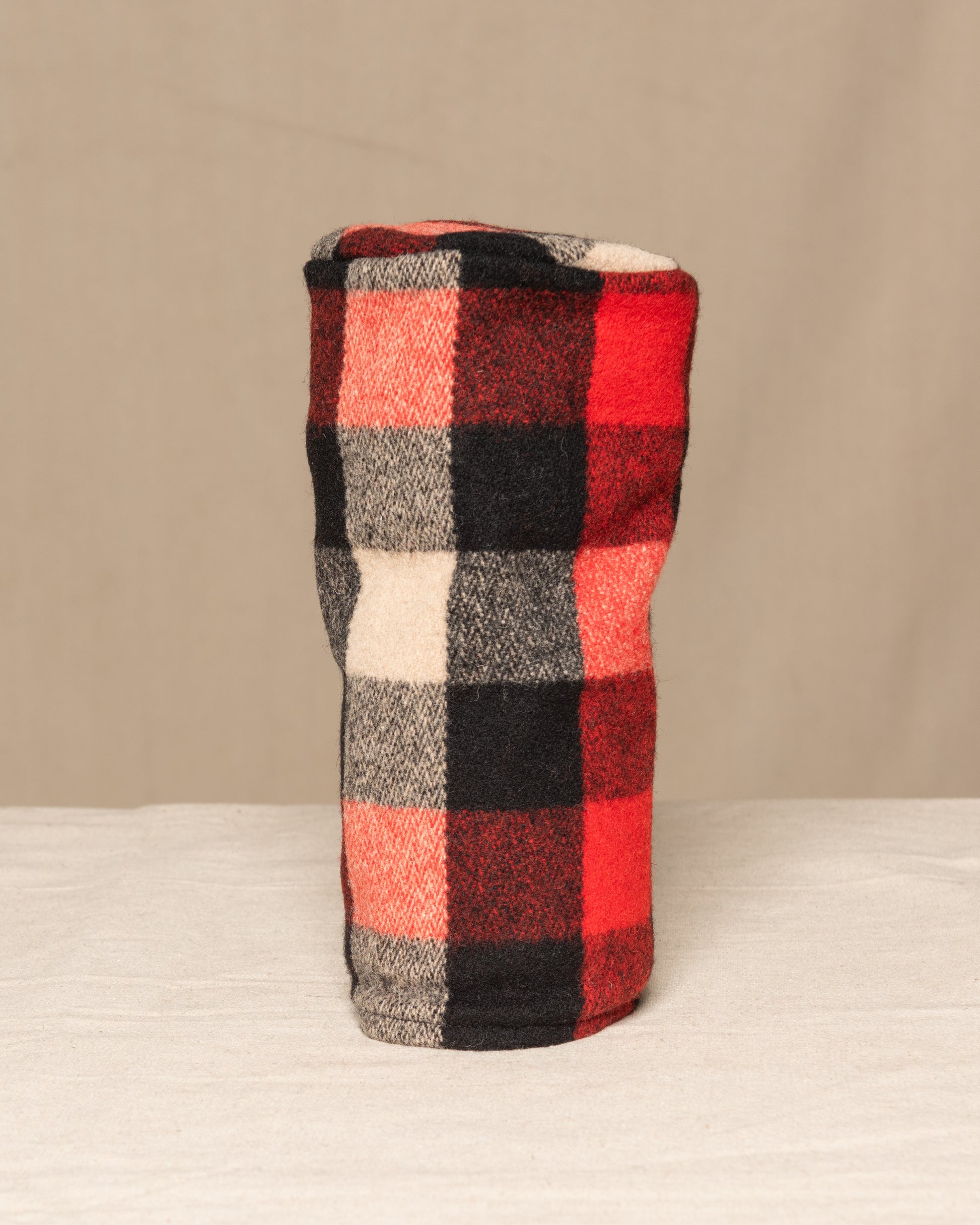 Wool Red, black, and ivory buffalo check wool driver headcover