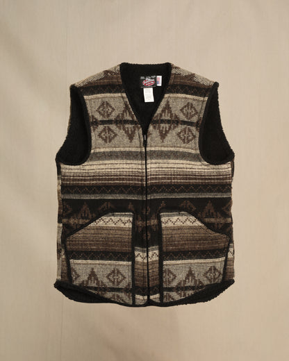 Vest with sherpa lining, Stonewall, black/grey/taupe/white print, zipper front with two pockets, zipped front view