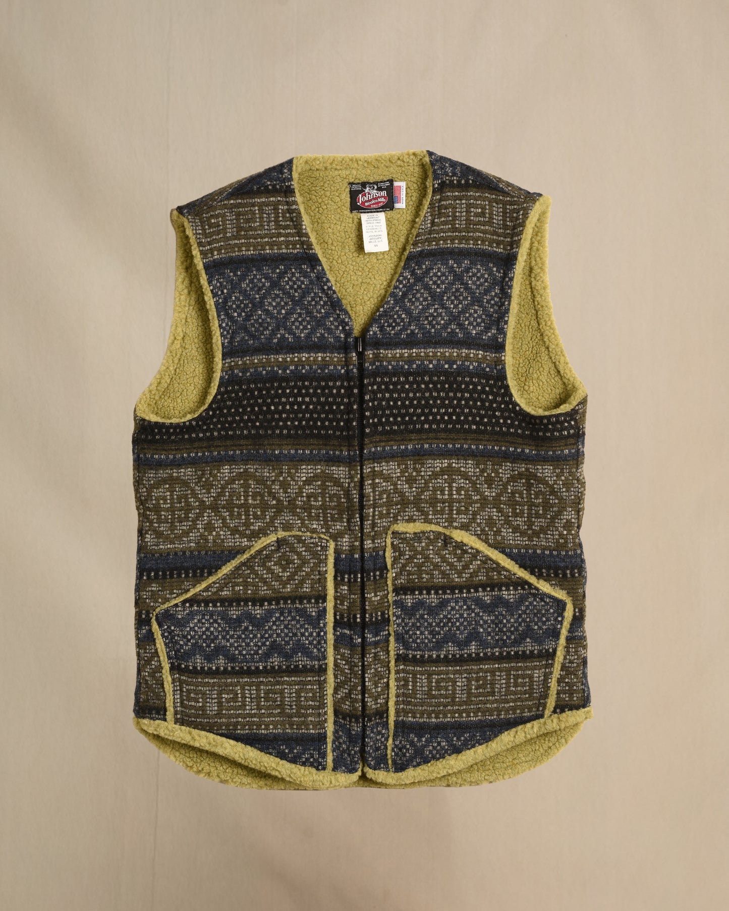 Vest with sherpa lining, Denim blue/olive/black print, zipper front with two pockets, zipped front view