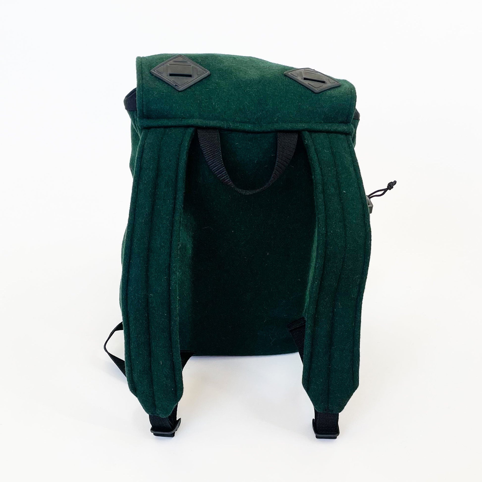 Wool back pack spruce green, back view