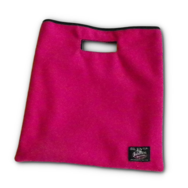 Johnson Woolen Mills Clutch with handle - bright pink 
